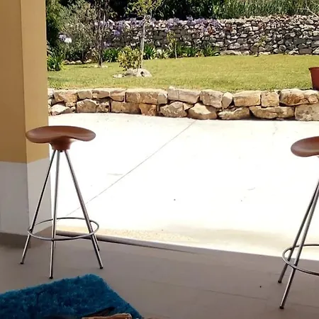 Kyrios Arts Atelier With Use Of Private Swimming Pool * Carrascal (Leiria)