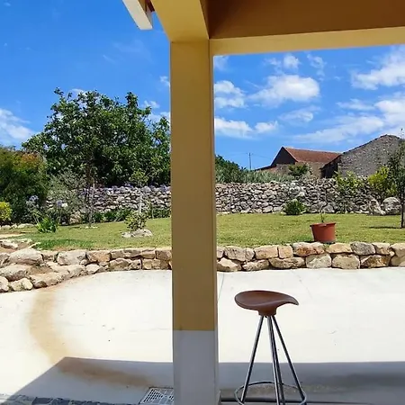 Kyrios Arts Atelier With Use Of Private Swimming Pool *