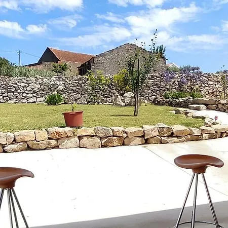 Kyrios Arts Atelier With Use Of Private Swimming Pool Carrascal (Leiria)