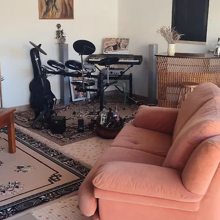 דירה Kyrios Arts Atelier With Use Of Private Swimming Pool
