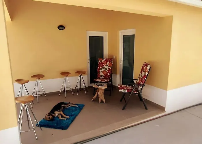 Kyrios Arts Atelier With Use Of Private Swimming Pool Carrascal (Leiria)