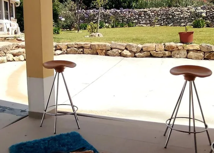 Kyrios Arts Atelier With Use Of Private Swimming Pool * Carrascal (Leiria)