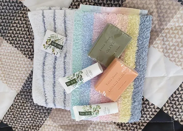 Kyrios Arts Atelier With Use Of Private Swimming Pool *