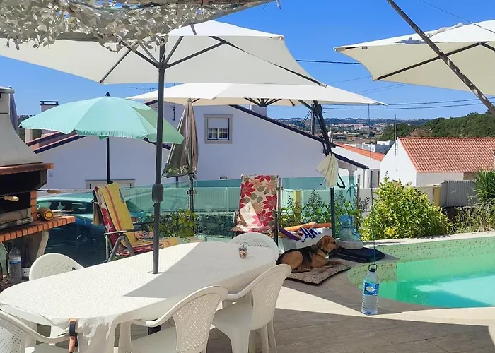 Kyrios Arts Atelier With Use Of Private Swimming Pool * Carrascal (Leiria)